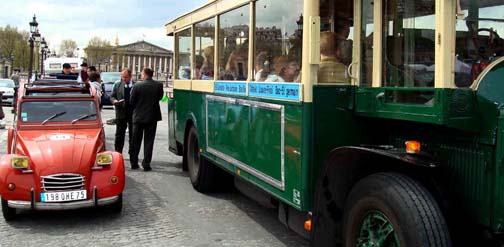 Paris ternel en bus ancien